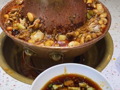 -老佛爷铜炉蛙锅(挂绿店)