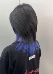 -虫二·专注健康烫染沙龙