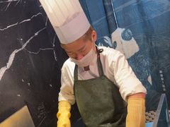 -雍容荟帝王蟹活龙虾展台自助(IFS黑金店)