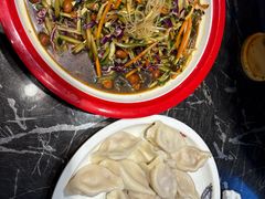 -九妹农家大铁锅东北菜(江湾店)