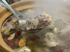 -威邵鸡煲(西华路总店)