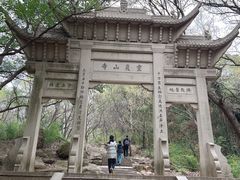 -灵岩山风景区