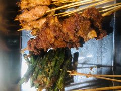 -阿姨小肉摊(同济西苑店)
