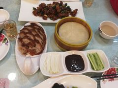 -六和聚传统烤鸭.天津菜(和平店)