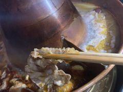-果松木炭酸菜铜火锅·外婆参鸡汤