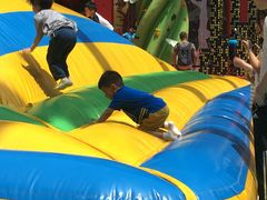 -蒙特利亲子乐园