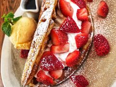 -ROAST coffee & eatery
