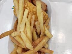 三文鱼配薯条-宜家·瑞典风味餐厅(北京西红门店)