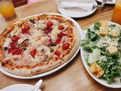 -城市大道红炉披萨烘焙坊