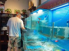 -挂旗柴锅鸡(蚌山区嘉年华店)