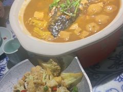 -卢大鲜鱼头捞饭(美利广场店)