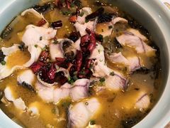 古法酸菜鱼-小鱼小牛·鱼牛干锅·脆鱼火锅(世欧广场店)