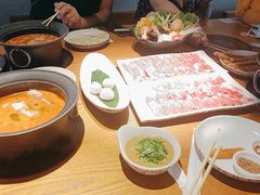 -呷哺呷哺(融创茂店)