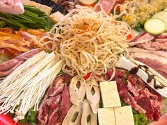-陈叉子钢盆烤肉(中原万达店)