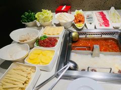-海底捞火锅鲜切牛肉主题店(长寿路店)