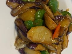 -关东小磨东北菜(上海长风大悦城店)