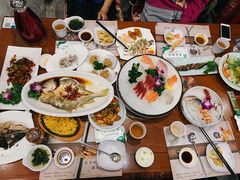 -青瓦餐厅·生鱼片·韩园烤肉(西塔店)