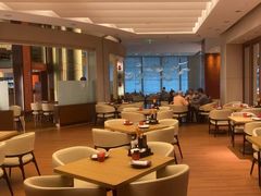 -怡咖啡海鲜自助餐厅(浦东香格里拉店)