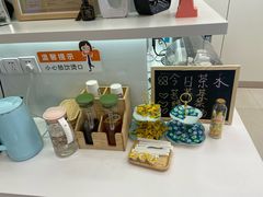 -维乐口腔(美维云门诊陆家嘴店)