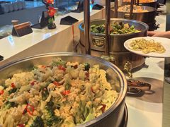 -涨巢·潮玩水疗局