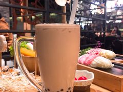 大红袍珍珠奶茶-湊湊火锅·茶憩(杭州湖滨银泰in77店)