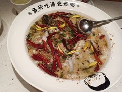 -江渔儿酸菜鱼(奥园广场金发购物中心店)