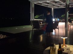 -瑰丽酒店·海吧·天际下午茶·现场DJ·天台酒吧