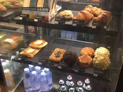 面包甜点陈列柜-星巴克(绍兴柯桥柯岩景区店)