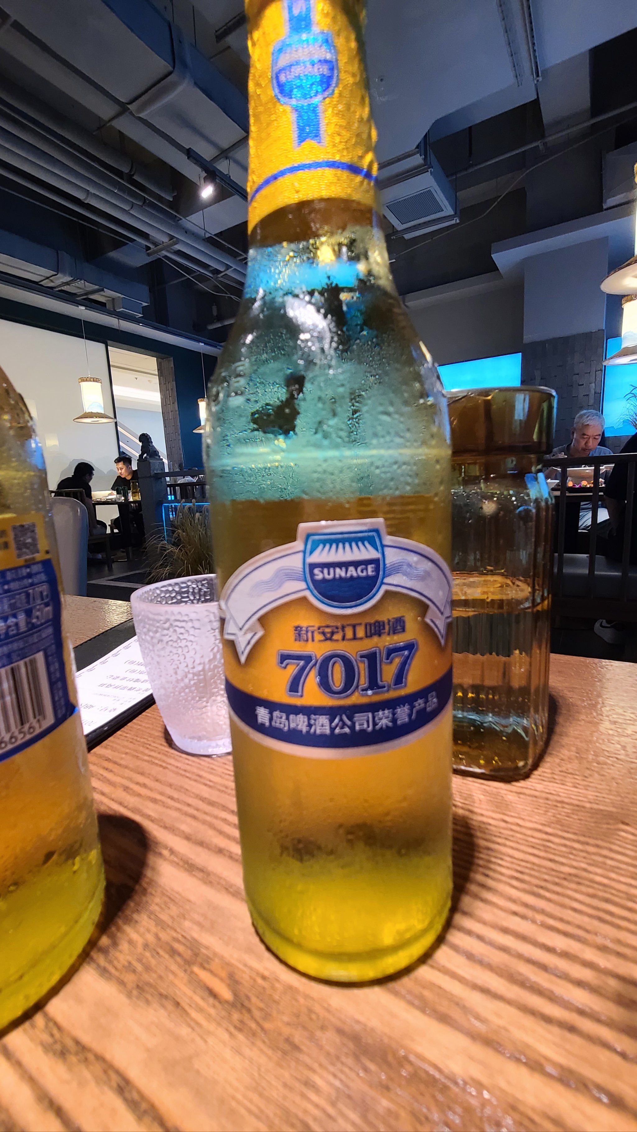 7017 新安江啤酒好喝,建德菜好吃.