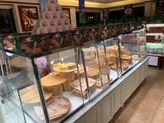 面包甜点陈列柜-味多美蛋糕(亚非大厦店)