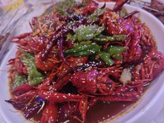 -海盗船. 龙虾烧烤. 酒馆