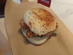 -必胜客(松雷店)