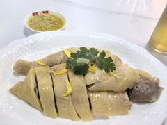 -明本湛江鸡•海鲜小厨(陈家祠店)