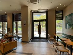 -星巴克(古美路店)