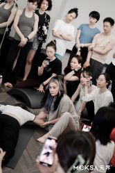 -无界瑜伽普拉提