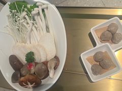 -左庭右院鲜牛肉火锅(新梅广场店)