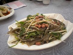 秘制捞鸳鸯鱼皮-粤·向群饭店(龙津东路总店)