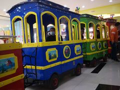 -鸿通城购物中心