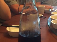 酸梅汤的瓶子，高大上啊！-金豆角砂锅焖面(安贞店)