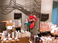零售区-星巴克(天津有巢公馆店)