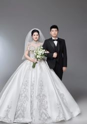 -第一夫人婚纱摄影(南京店)