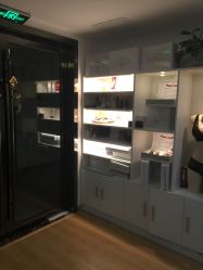 -颜工坊健康美容管理中心喜丽妈妈