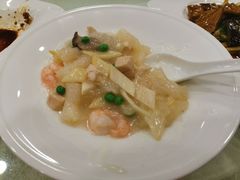 -梅龙镇酒家(南京西路总店)