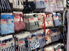 -优衣库(东莞东城万达广场店)