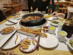 -佬缸炮江湖川菜(玉林店)