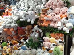 -鸿通城购物中心