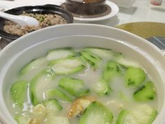 -品香菜馆(旗峰路中侨大厦店)
