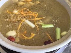 -野菌园·野生菌火锅首创第一家(关兴路总店)
