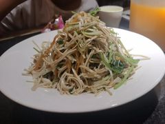 -鲁菜根·泰安菜(万达店)