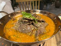 -香山湖家家宴(中山陵店)